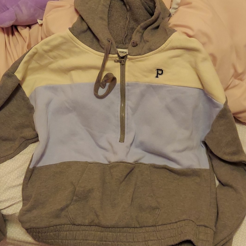 PINK .hoodie